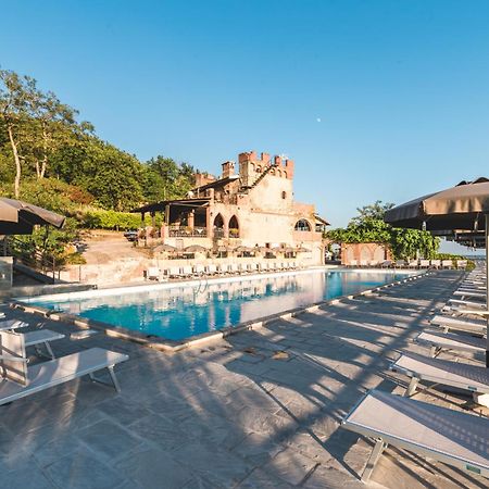 Ippotur Medieval Resort Castelnuovo Magra Ngoại thất bức ảnh