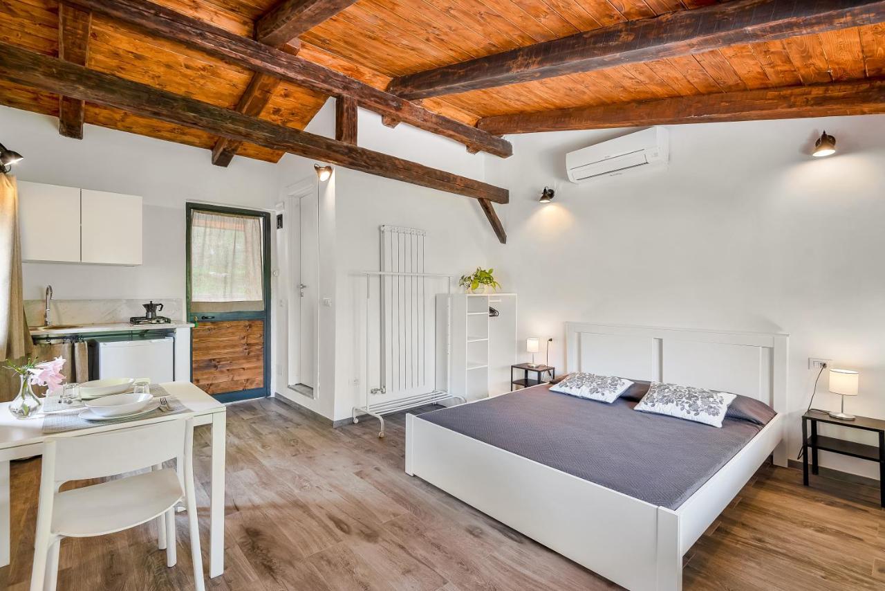 Ippotur Medieval Resort Castelnuovo Magra Ngoại thất bức ảnh