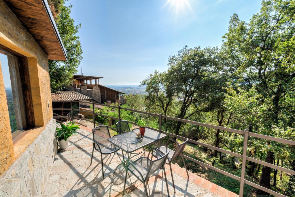 Ippotur Medieval Resort Castelnuovo Magra Ngoại thất bức ảnh