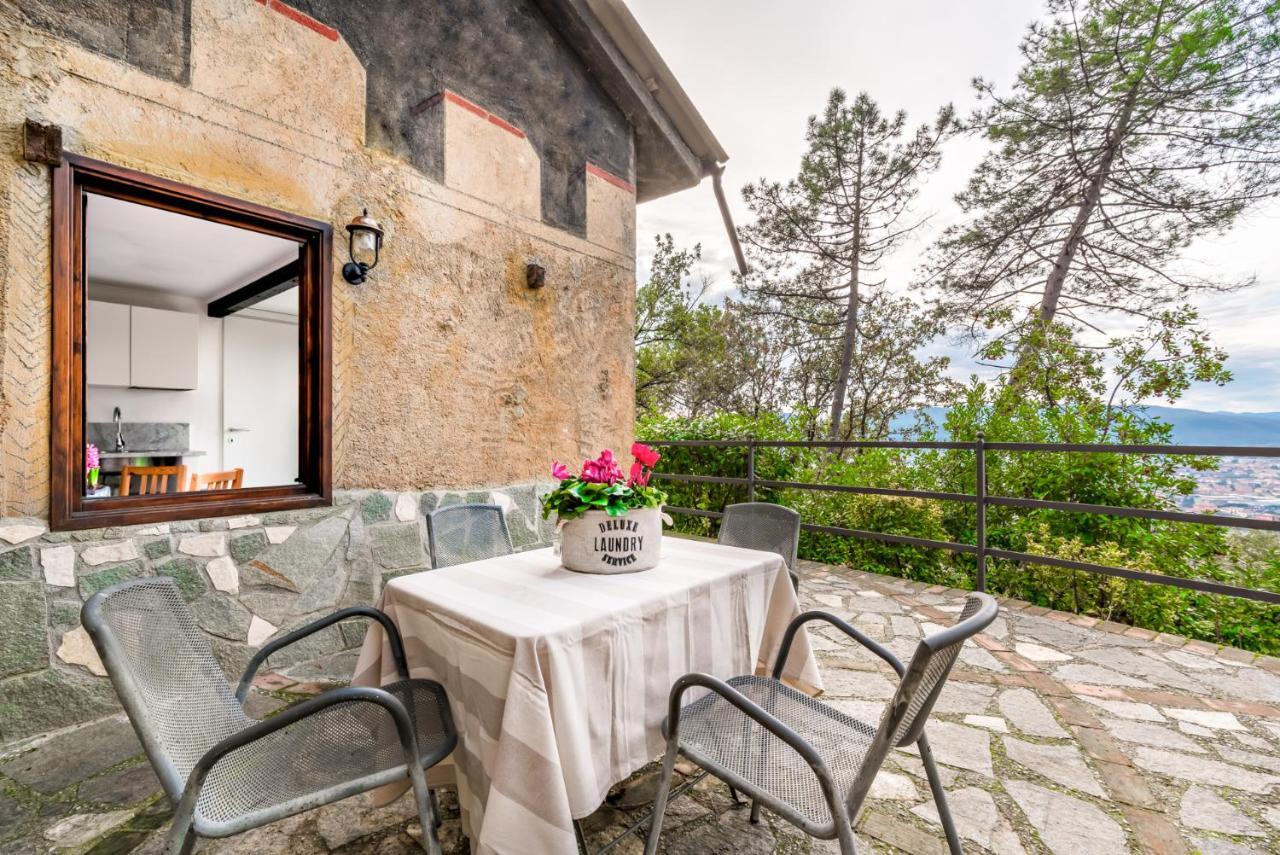 Ippotur Medieval Resort Castelnuovo Magra Ngoại thất bức ảnh