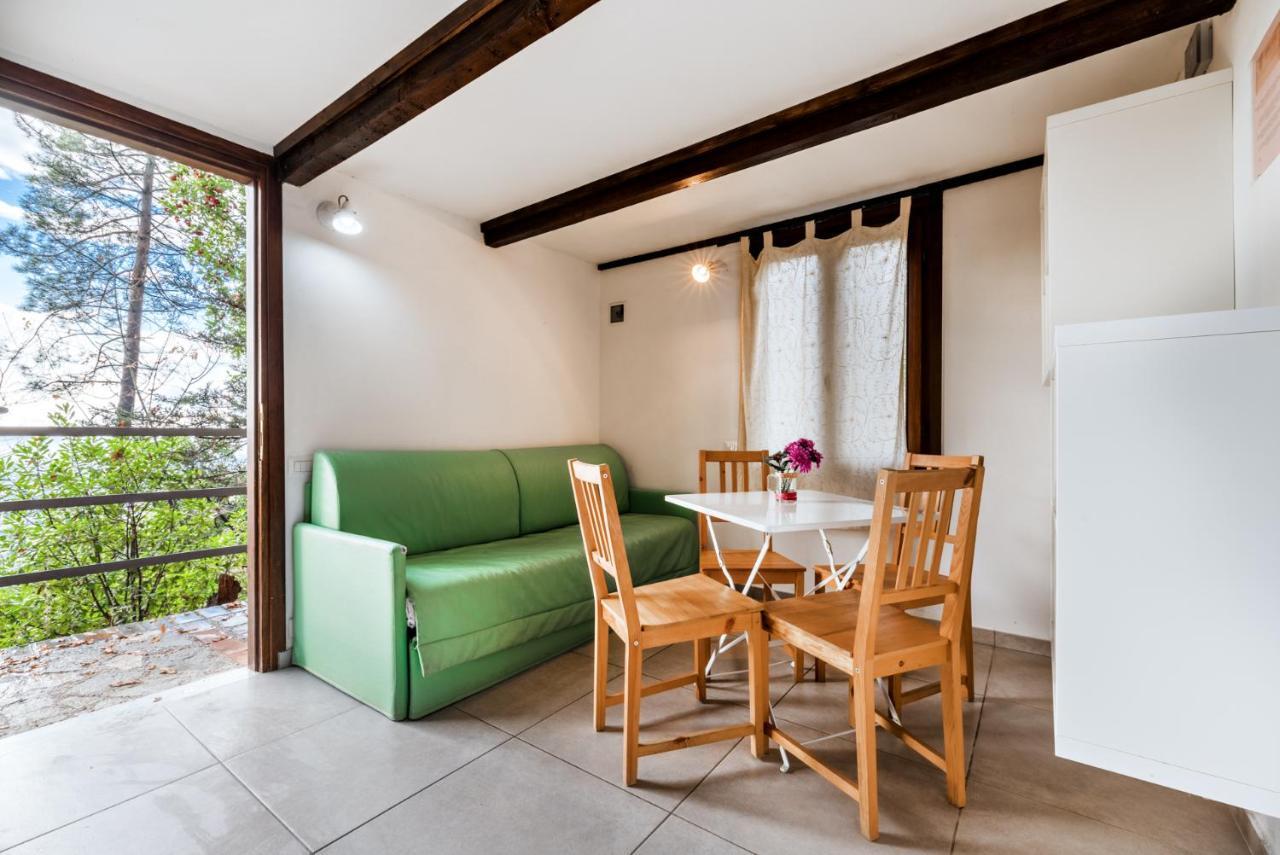 Ippotur Medieval Resort Castelnuovo Magra Ngoại thất bức ảnh